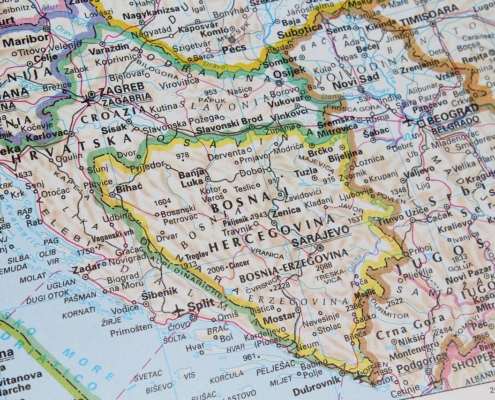 Learn more about the military blockade of the Bosnian capital by Serb forces during the Bosnian War. Join our JC History Tuition to learn more about intra-state conflicts for H2 History A Level examination.